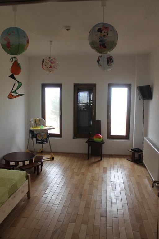 Pensiunea Muntele Alb Horezu Buitenkant foto